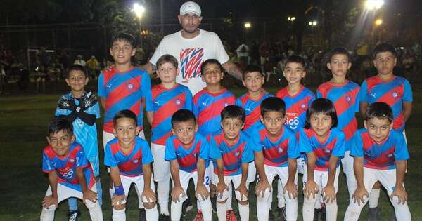 La Nación / Categoría 2017 de Cerro Porteño-Ypané es campeón invicto de la Copa Verano de la APEF