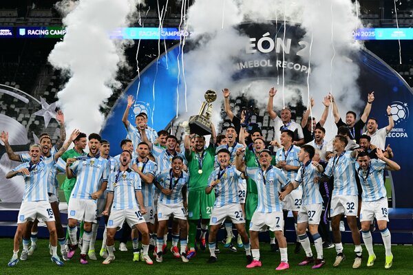 Racing Club se consagró campeón de la Recopa Sudamericana - 1000 Noticias