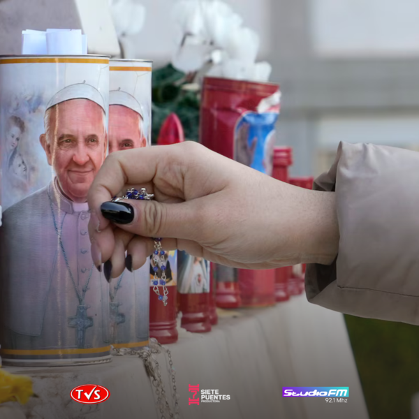 FRANCISCO ENCEUNETRA CALMA EN EL HOSPITAL: “EL PAPA HA DORMIDO BIEN Y ESTÁ DESCANSANDO” - TVS
