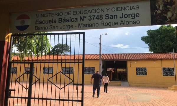Intervienen escuela que denunció mala calidad en almuerzo escolar