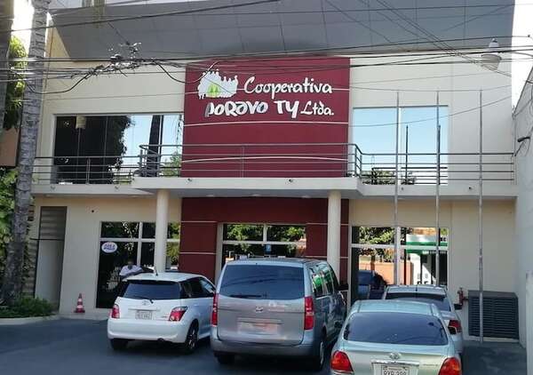 La angustia de más de 700 ahorristas de la Cooperativa Poravoty intervenida por Incoop - Economía - ABC Color