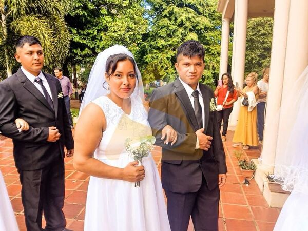 Jaka y Celosita dieron el “sí, acepto” en una boda comunitaria en San Juan Nepomuceno - OviedoPress