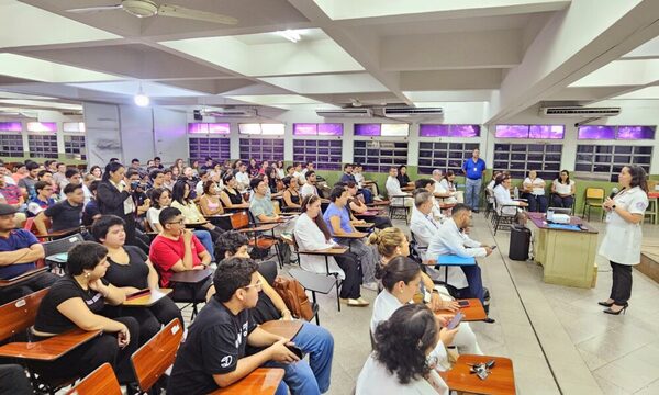 “Bichos” de Medicina-UNA iniciaron las clases