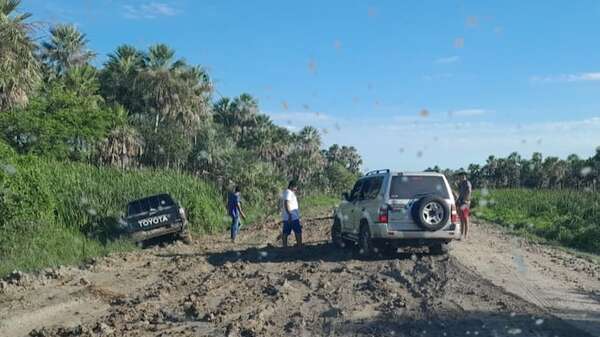 Alto Paraguay: aguaceros empeoran reparaciones parches de caminos - Noticias del Chaco - ABC Color