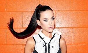 ¡Ésta famosa cantante irá al espacio rodeada de mujeres!
