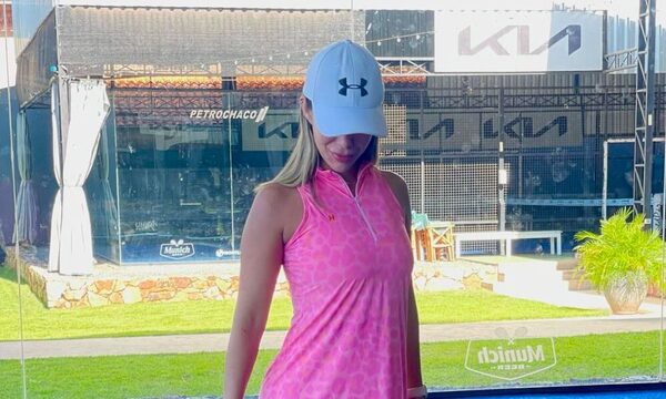 ¡Cuerona entrena pádel a full, y hasta ligó varios piropos!