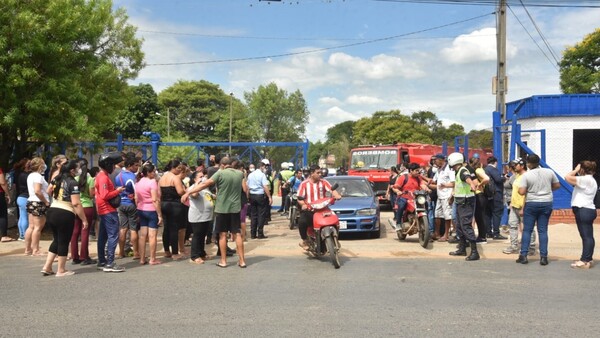 Municipalidad de San Antonio inhabilita frigorífico tras fuga de amoniaco