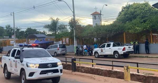 Diario HOY | Designan a nuevo sacerdote y ordenan intervención en colegio parroquial de J. Augusto Saldívar