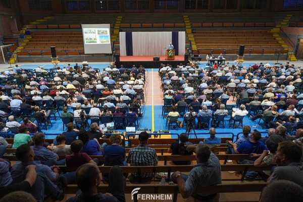 Asamblea de la Cooperativa y Asociación Fernheim expuso informes y presentó a Frank Rempel como nuevo presidente de ambas inst