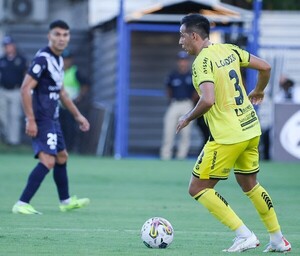 Recoleta y Ameliano empataron a un penal por bando