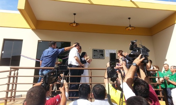 Cierran programas esenciales en el nuevo Hospital Materno Infantil de Coronel Oviedo - OviedoPress