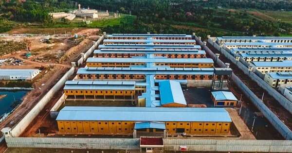 La Nación / Proyectan construcción de más penitenciarías