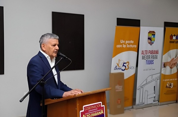 El Lector lanza el programa “Un pacto con la lectura”