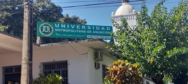 Matrículas Exoneradas para Carreras de Grado en la Universidad Metropolitana de Asunción sede Encarnación