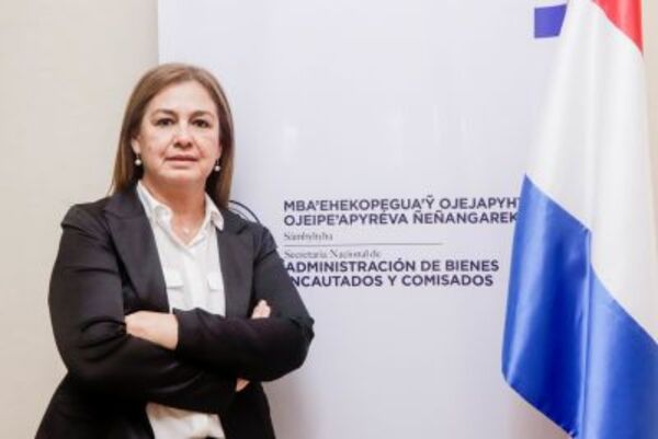 Titular de Senabico minimiza chats con Lalo