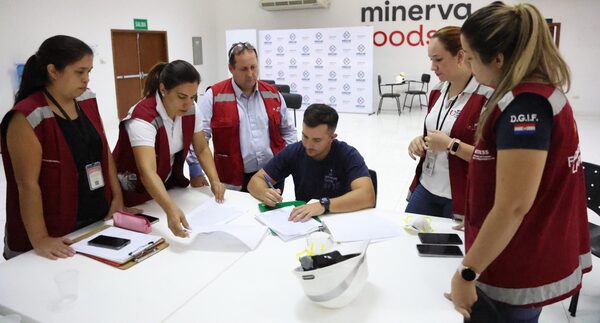 El Ministerio de Trabajo ordenó el cierre parcial del Frigorífico Minerva Foods de San Antonio tras fuga de amoníaco