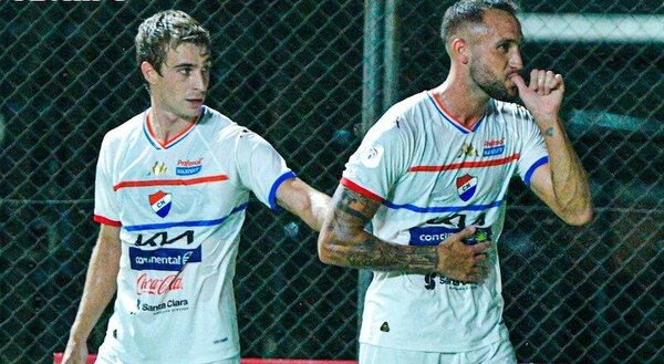 Versus / Nacional logra su primera victoria del año y sale de la última posición