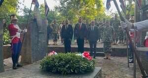 La Nación / Rinden homenaje a héroes en el parque Cerro Corá