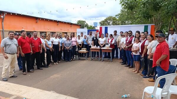 Autoridades entregan aportes al distrito de Arroyito