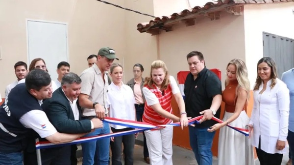 Gobierno negligente: Peña inauguró terapia intensiva en Villarrica que no estaba equipada para funcionar