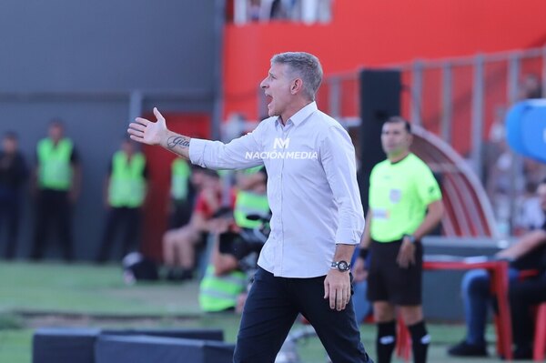 Versus / Palermo explica lo que buscó con la salida de Javier Domínguez