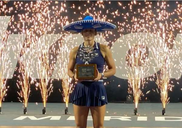 Tenis: Emma Navarro barre a la colombiana Arango en la final y gana el Abierto de Mérida - Polideportivo - ABC Color