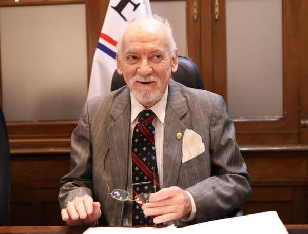Garay asume presidencia del JEM y Ramírez Candia manifiesta desacuerdo con ausencia - Nacionales - ABC Color