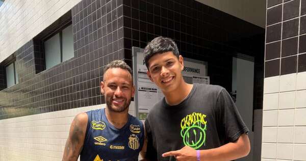La Nación / Aguayo no jugará con Neymar