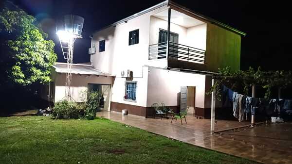 Falsos policías asaltan vivienda y roban G. 35 millones y joyas - La Clave