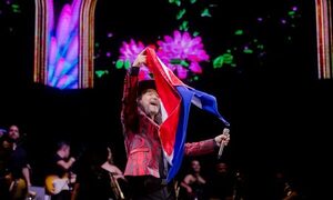 (GALERÍA) Marco Antonio Solís a sus fans paraguayos: “Siempre es un honor compartir con ustedes”