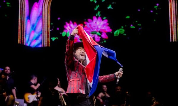 (GALERÍA) Marco Antonio Solís a sus fans paraguayos: “Siempre es un honor compartir con ustedes”