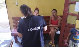 Rescatan a tres menores abandonados por su madre en Km 8 Acaray de CDE – Diario TNPRESS