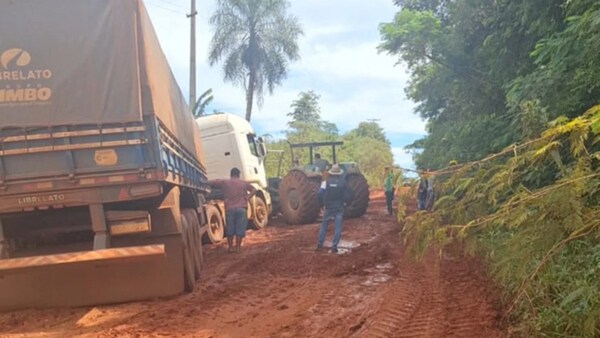 POBLADORES DE ALTO PARANÁ PROTESTARAN TRAS NO CUMPLIR PROMESA DE ASFALTO