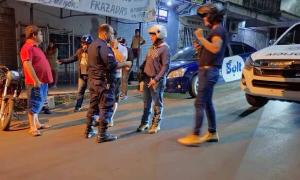 Ladrón es golpeado por trabajadores de plataforma tras intento de asalto – Prensa 5