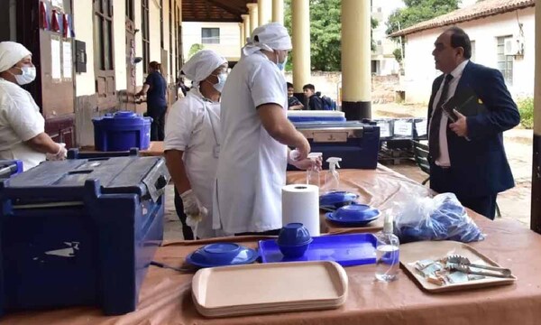 MEC advierte con “consecuencias civiles o penales” a directores que hagan denuncias por comida en mal estado – Prensa 5