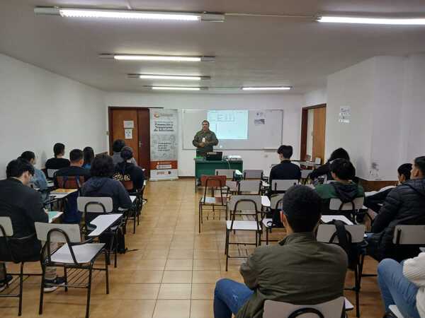 Lanzan proyecto educativo integral para prevenir las adicciones en instituciones educativas