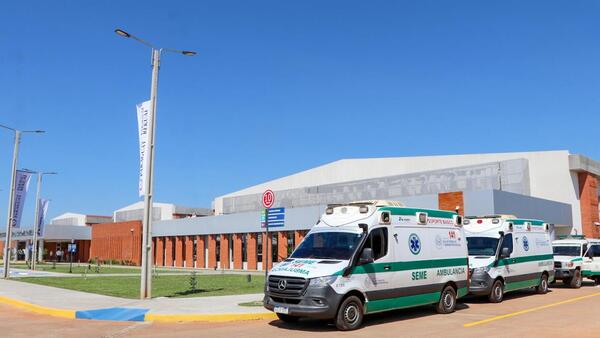 Médica critica improvisación del Gobierno al no prever profesionales para servicios y hospitales nuevos