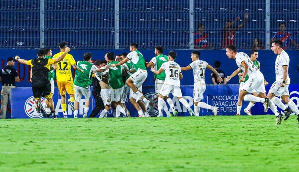 Versus / ¿Qué pasó? Fernández, del gol de la victoria a un inesperado pedido de disculpas