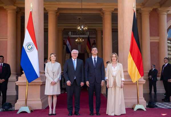 Santiago Peña recibió la visita del presidente de Alemania - trece