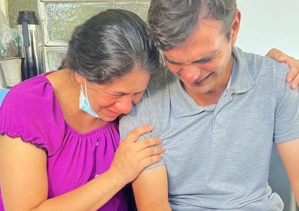Padres de bebé fallecido por falta de terapia claman justicia - Noticiero Paraguay