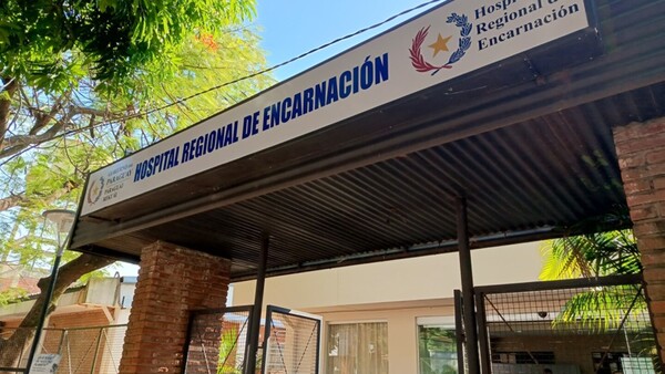 Identifican a hombre con orden de captura tras ser atendido por mordedura de yarará