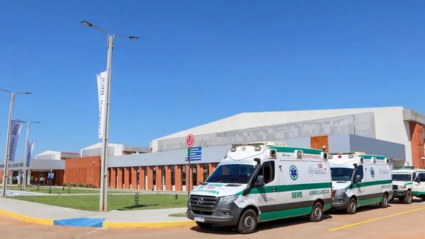 Hospitales nuevos, pero sin servicios ni profesionales de blanco - La Clave