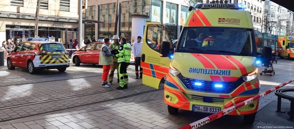 Al menos dos muertos tras atropello múltiple en Mannheim - ADN Digital