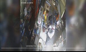 Limpio: violento asalto en local comercial deja tres heridos