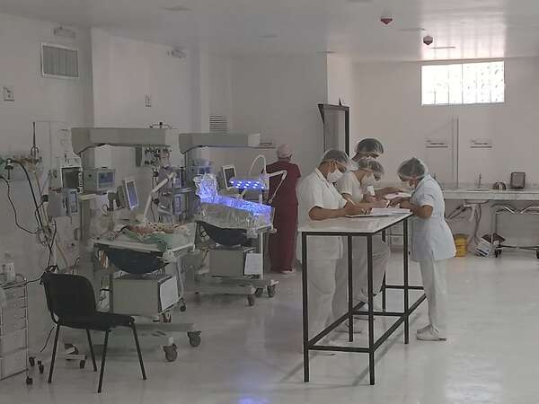 Tres neonatos se encuentran internados en la cuestionada UTI de Villarrica - Nacionales - ABC Color
