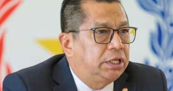 La Nación / Ministro Rojas habla de injerencia política y montaje en denuncia contra Hambre Cero