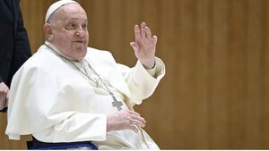 El Papa "durmió bien toda la noche" tras dos crisis respiratorias que tuvo