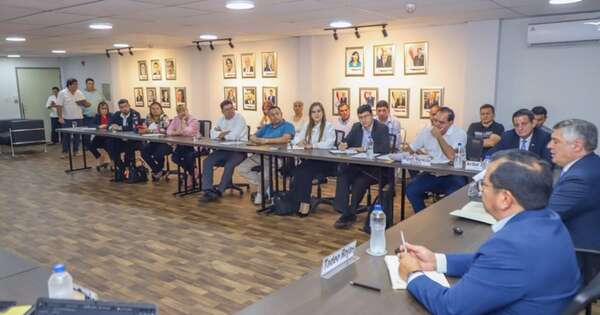 La Nación / Acordaron con directores coordinar la ejecución del programa “Hambre Cero”