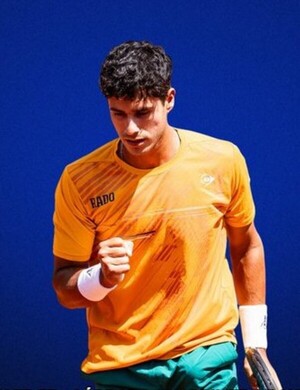 Dani Vallejo avanza en el challenger de Córdoba