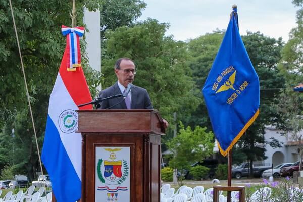 Paraguay, un “mal ejemplo” en la región por carecer de sistema de radares, lamenta ministro de Defensa
